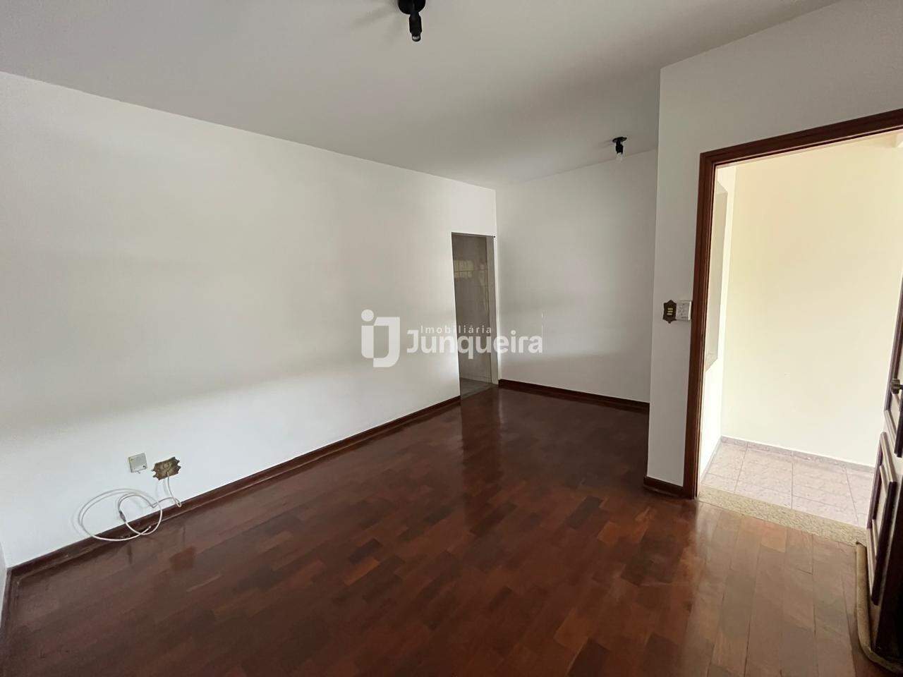 Casa para alugar, 2 quartos, 2 vagas, no bairro Jardim Monumento em Piracicaba - SP