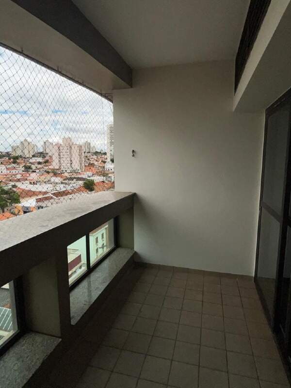 Apartamento à venda no Edifício Flávia, 3 quartos, sendo 1 suíte, 1 vaga, no bairro Centro em Piracicaba - SP