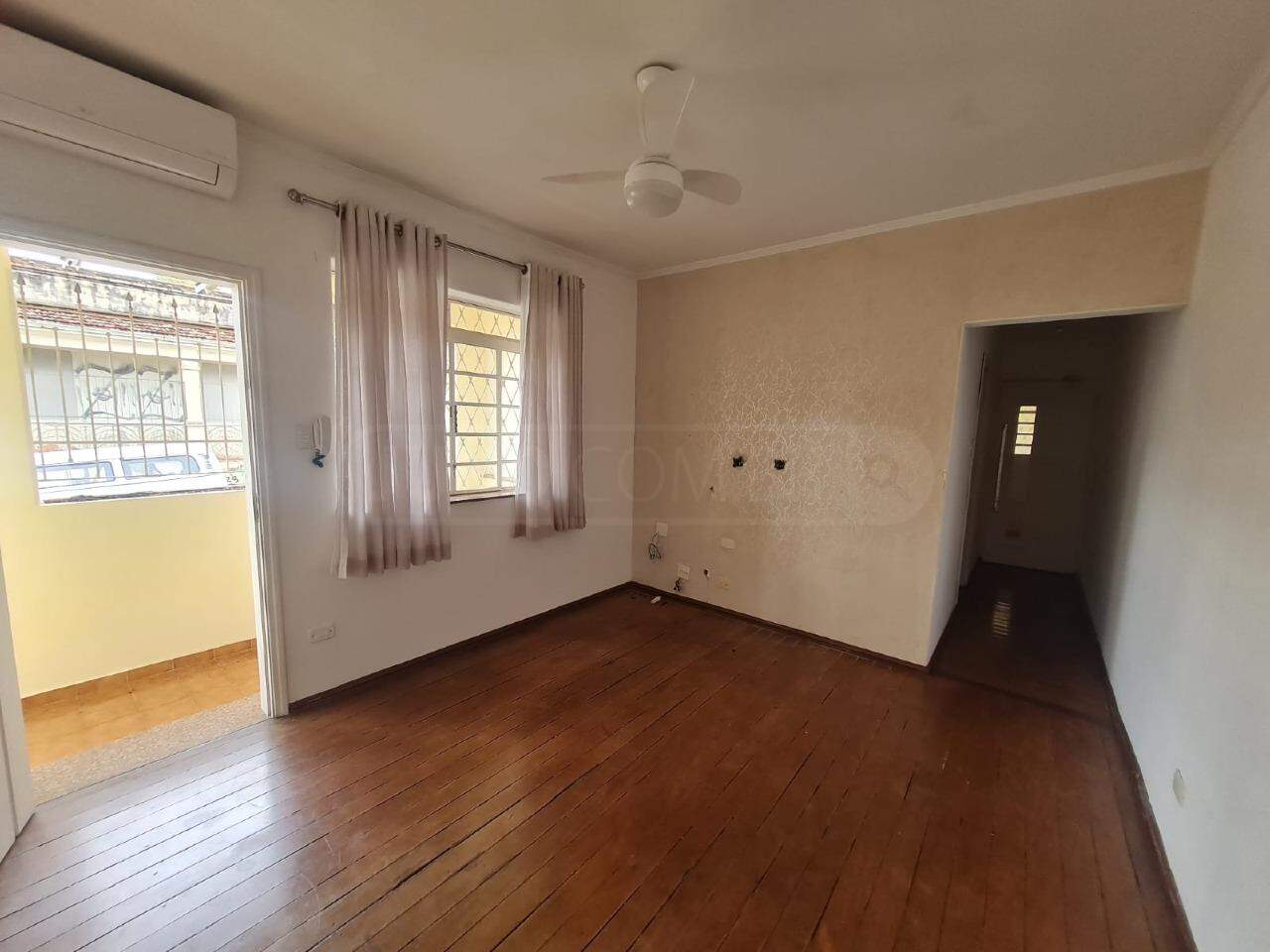 Casa Comercial para alugar, 2 quartos, sendo 1 suíte, 1 vaga, no bairro Alto em Piracicaba - SP