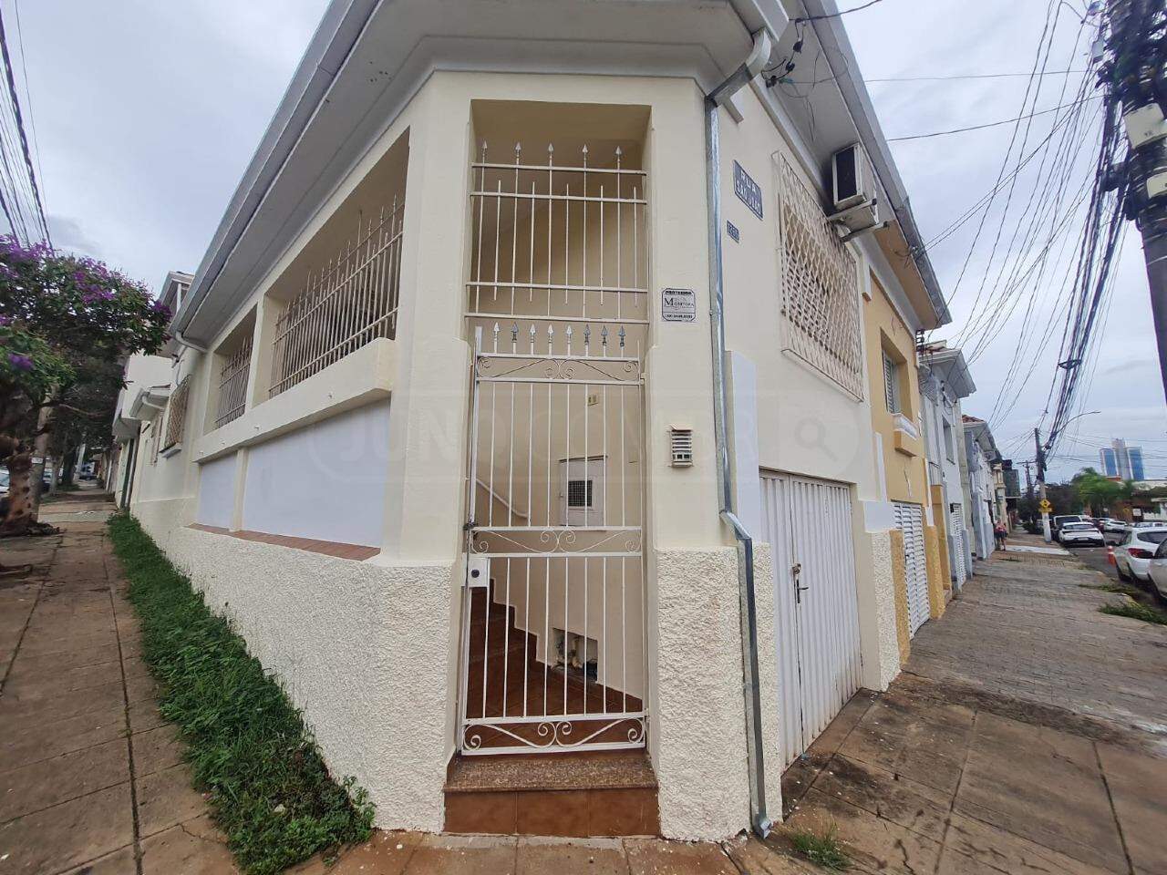 Casa Comercial para alugar, 2 quartos, sendo 1 suíte, 1 vaga, no bairro Alto em Piracicaba - SP