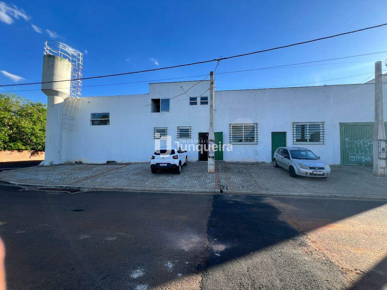 Prédio Comercial à venda, no bairro Santa Terezinha em Piracicaba - SP