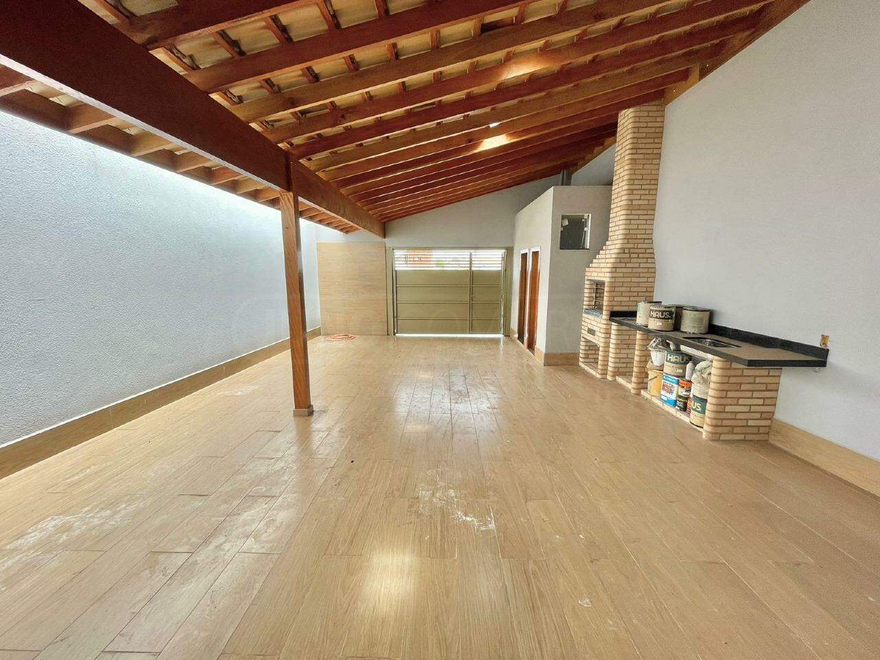 Casa à venda, 3 quartos, sendo 1 suíte, 4 vagas, no bairro Residencial Nova Água Branca II em Piracicaba - SP