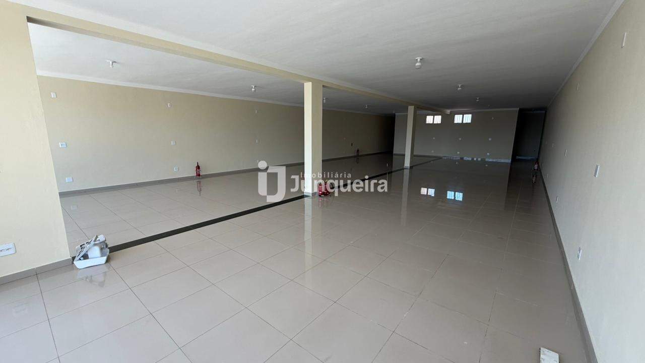Salão para alugar, 1 quarto, no bairro Santa Terezinha em Piracicaba - SP