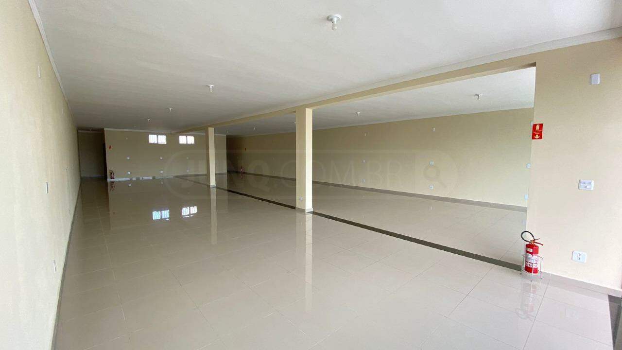 Salão para alugar, 1 quarto, no bairro Santa Terezinha em Piracicaba - SP