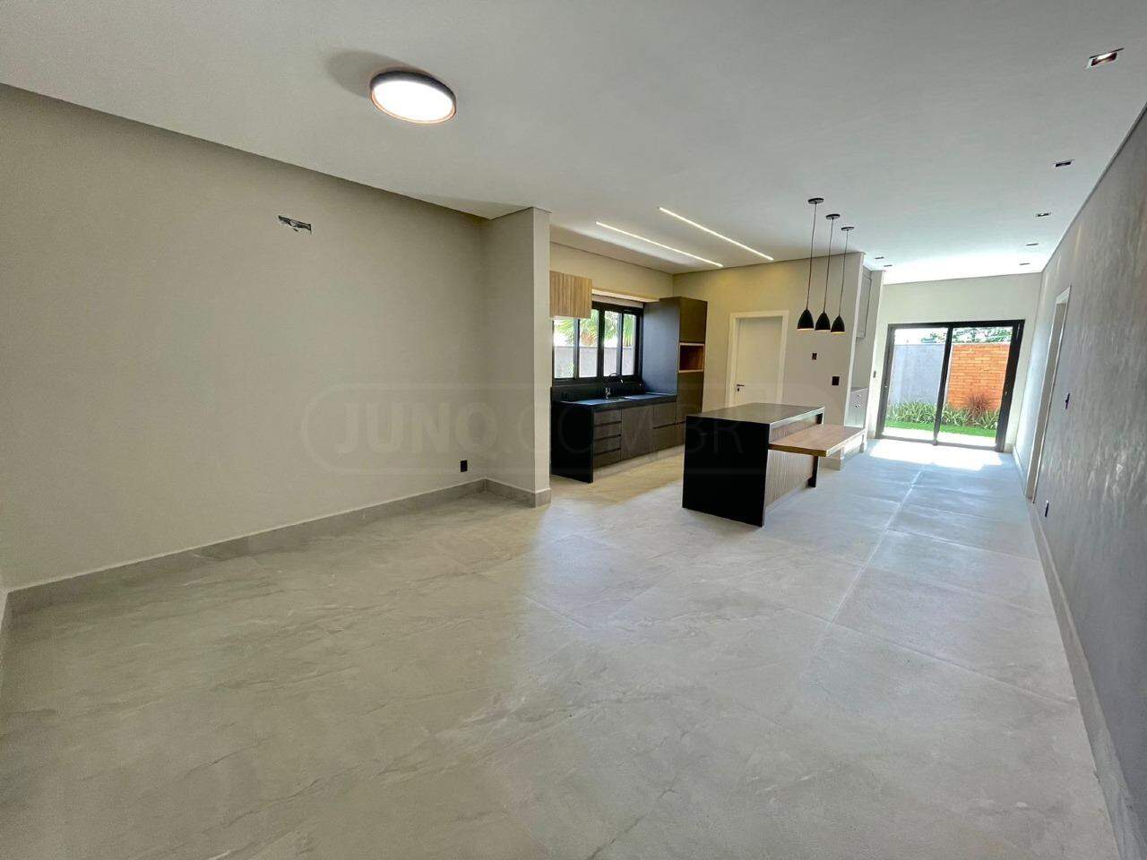 Casa em Condomínio à venda no Villa D'Aquila, 3 quartos, sendo 3 suítes, 4 vagas, no bairro Villa D'áquila em Piracicaba - SP
