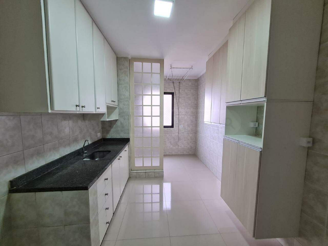 Apartamento para alugar no Novitalia, 3 quartos, sendo 1 suíte, 2 vagas, no bairro Nova América em Piracicaba - SP