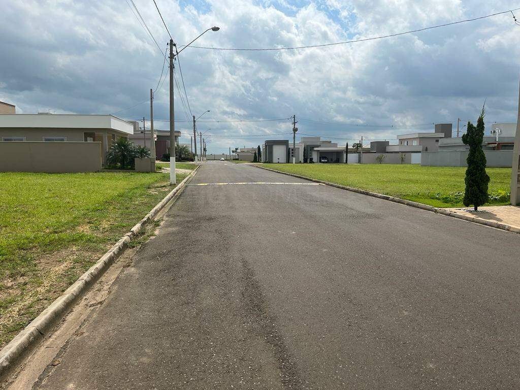 Terreno em Condomínio à venda no Vivamus, no bairro Mato Alto em Saltinho - SP