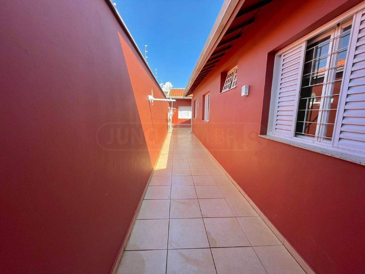 Casa à venda, 5 quartos, sendo 3 suítes, 3 vagas, no bairro Jardim Nova Iguaçu em Piracicaba - SP