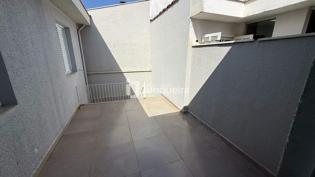Casa para alugar, 3 quartos, 2 vagas, no bairro Nova América em Piracicaba - SP