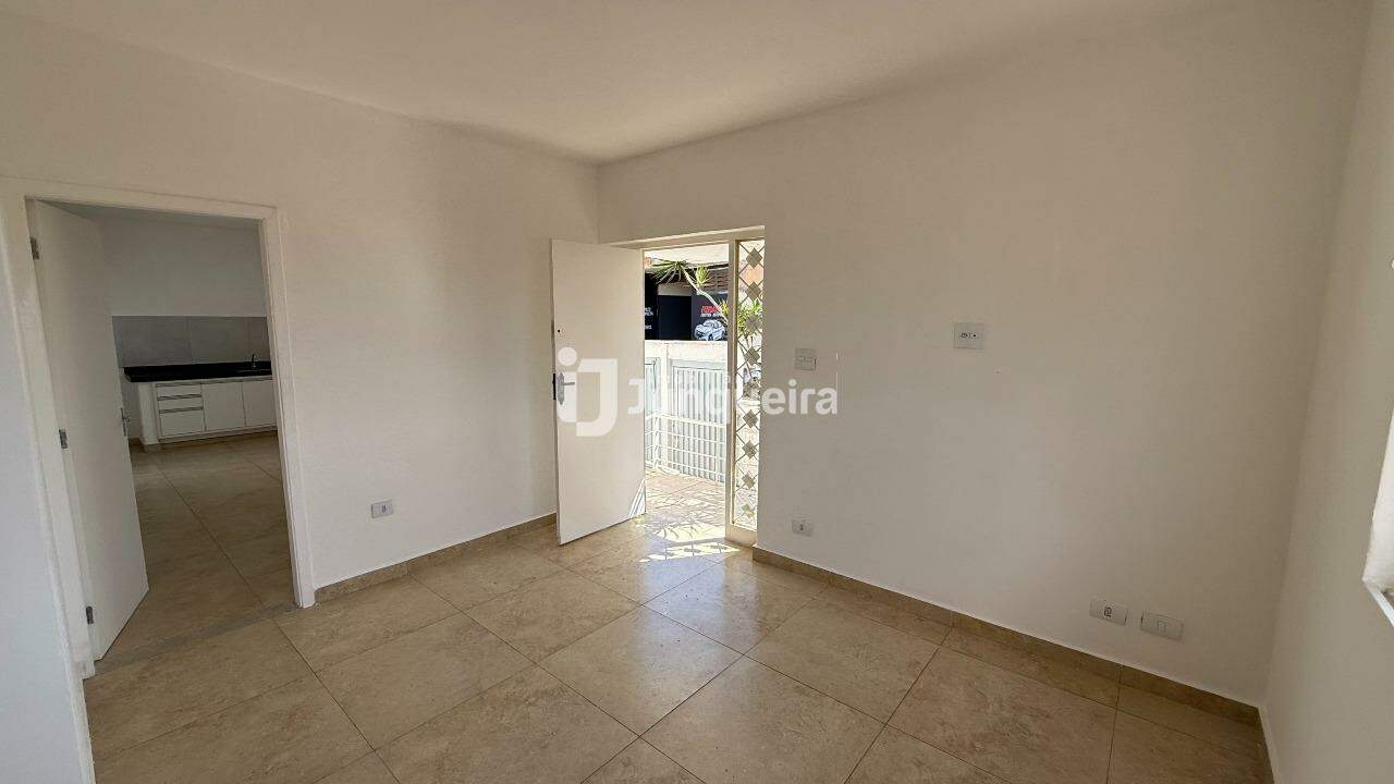 Casa para alugar, 3 quartos, 2 vagas, no bairro Nova América em Piracicaba - SP
