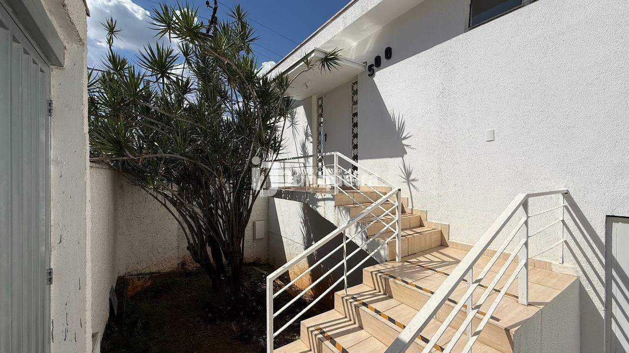 Casa para alugar, 3 quartos, 2 vagas, no bairro Nova América em Piracicaba - SP