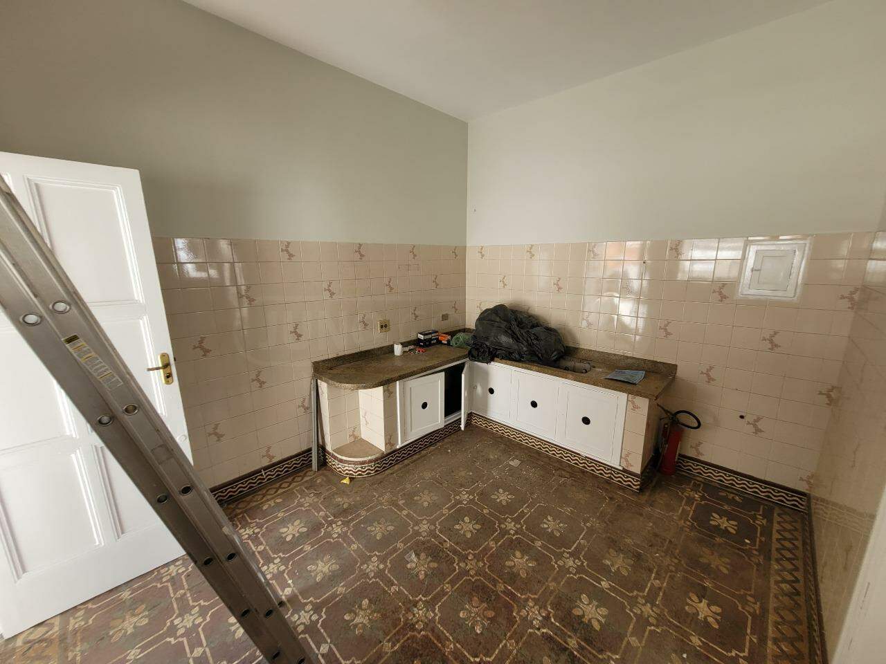 Casa para alugar, 4 quartos, 1 vaga, no bairro Vila Rezende em Piracicaba - SP