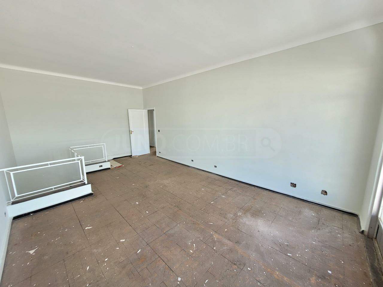 Casa para alugar, 4 quartos, 1 vaga, no bairro Vila Rezende em Piracicaba - SP