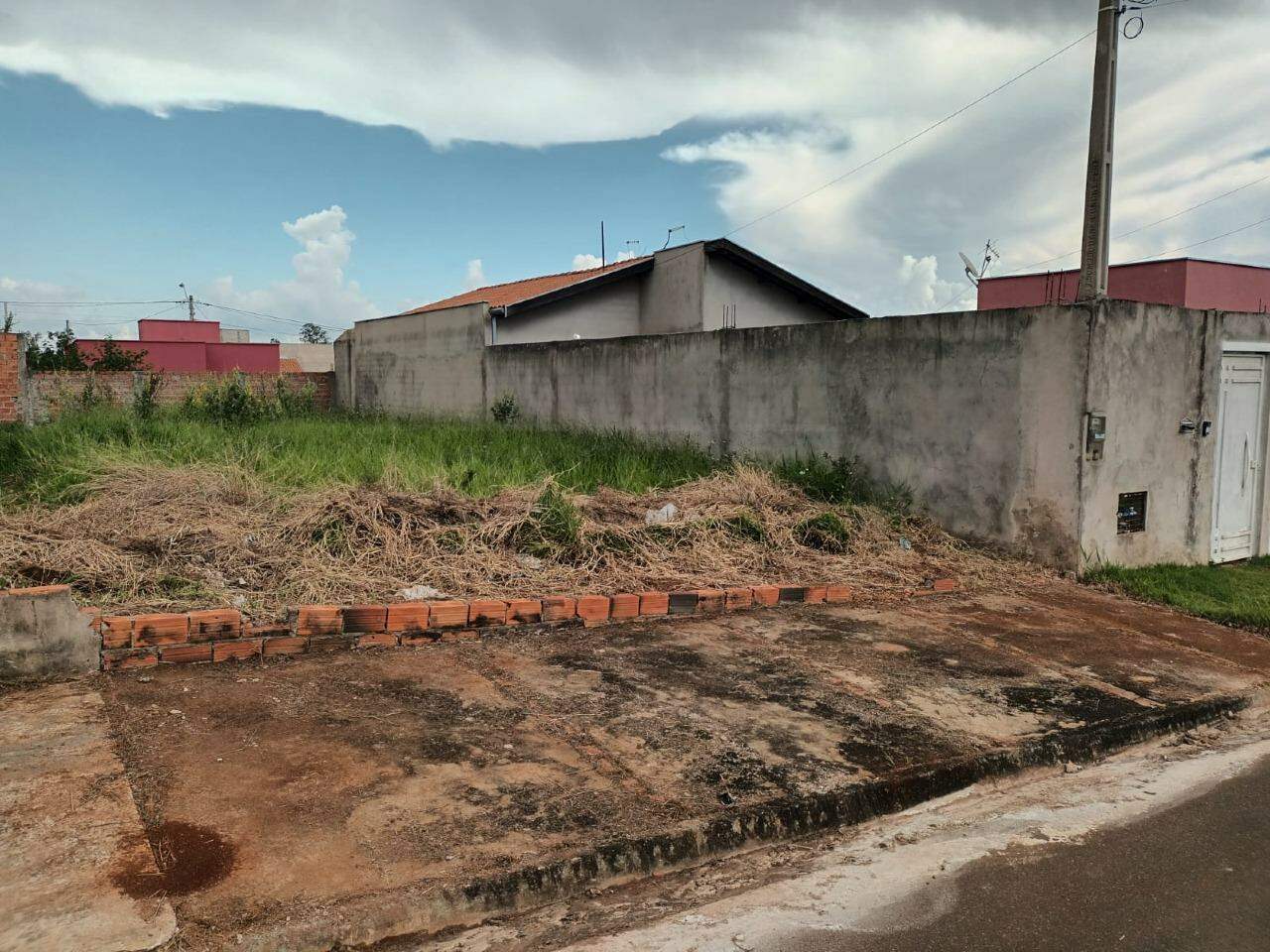 Terreno à venda, no bairro Campos Do Conde em Piracicaba - SP