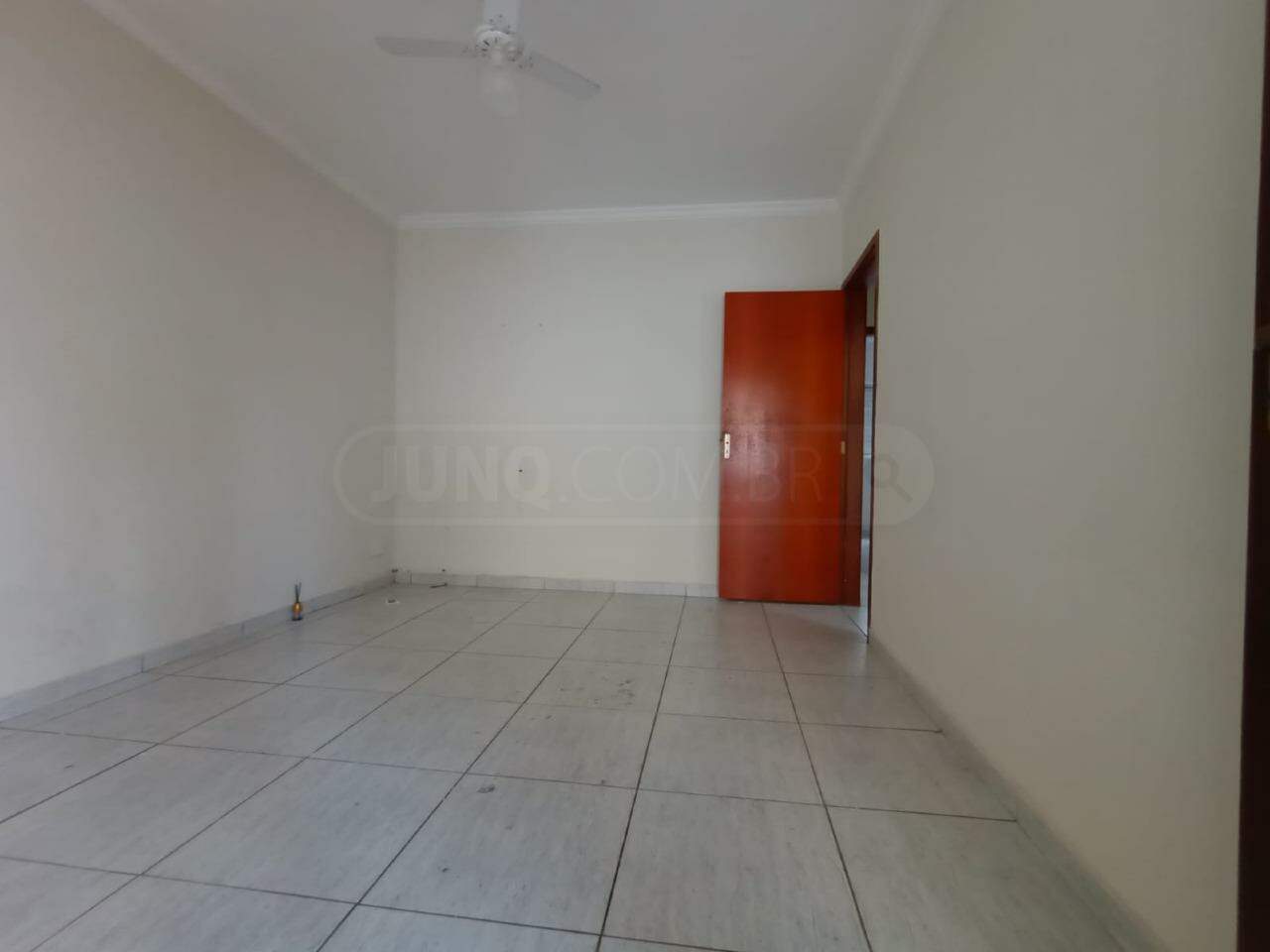 Casa para alugar, 2 quartos, 1 vaga, no bairro Algodoal em Piracicaba - SP