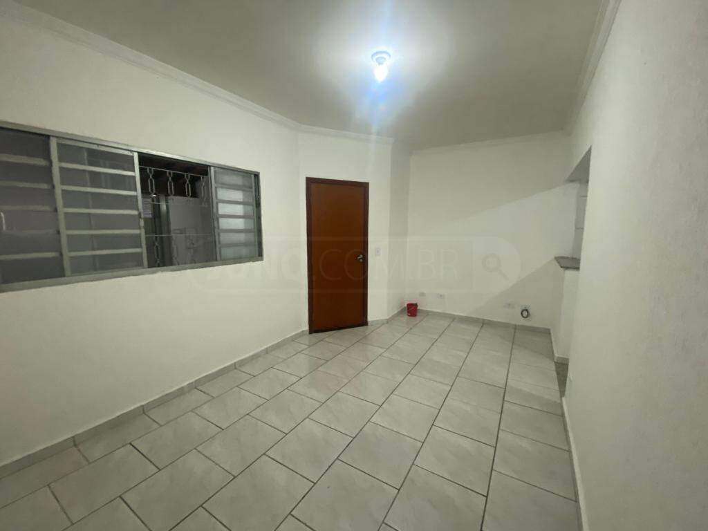 Casa à venda, 2 quartos, sendo 1 suíte, 2 vagas, no bairro Parque Água Branca em Piracicaba - SP