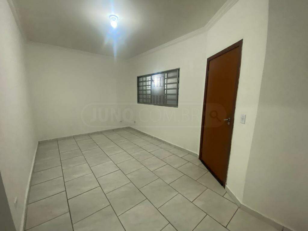 Casa à venda, 2 quartos, sendo 1 suíte, 2 vagas, no bairro Parque Água Branca em Piracicaba - SP