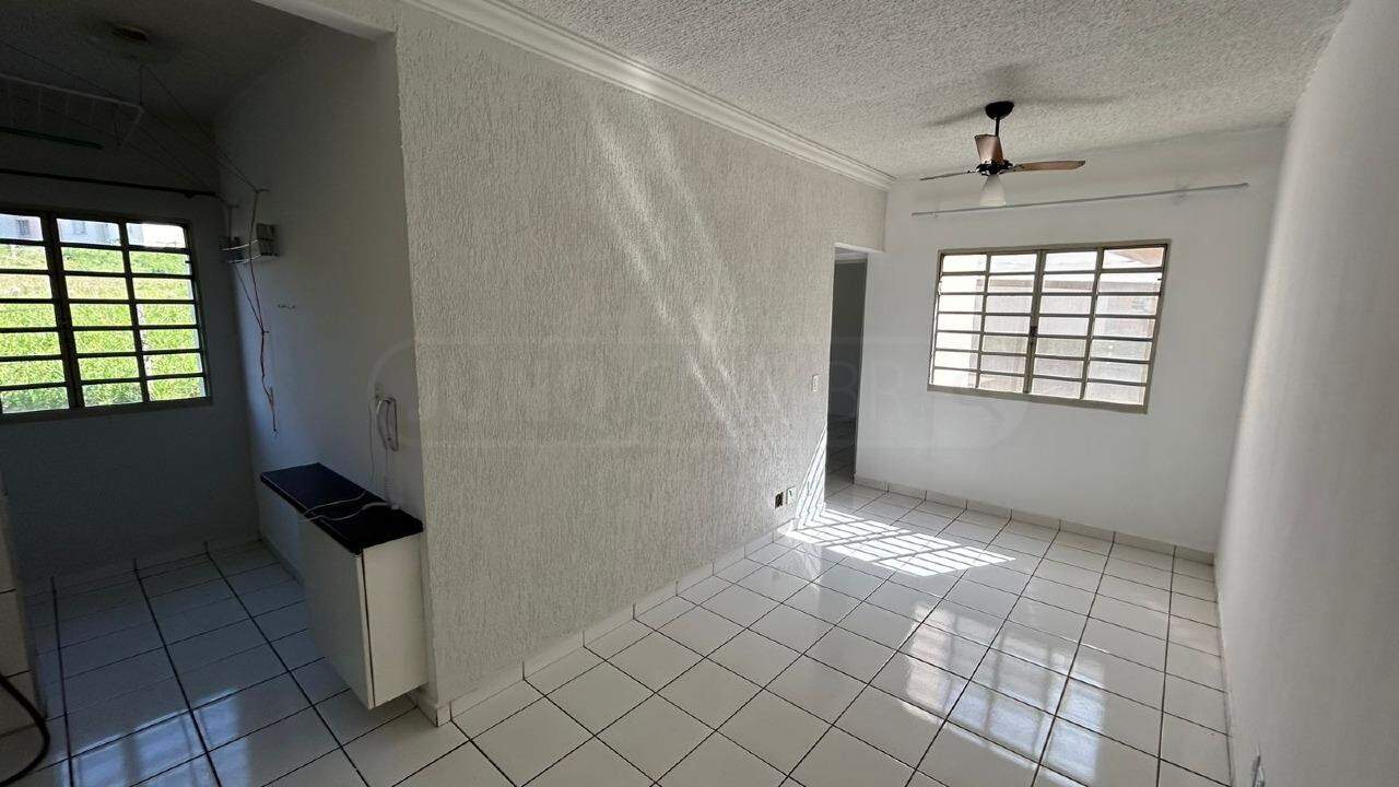 Apartamento para alugar no Santa Tereza, 2 quartos, 1 vaga, no bairro Santa Terezinha em Piracicaba - SP