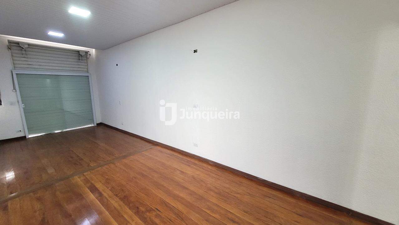 Casa para alugar, 1 quarto, 1 vaga, no bairro Alemães em Piracicaba - SP