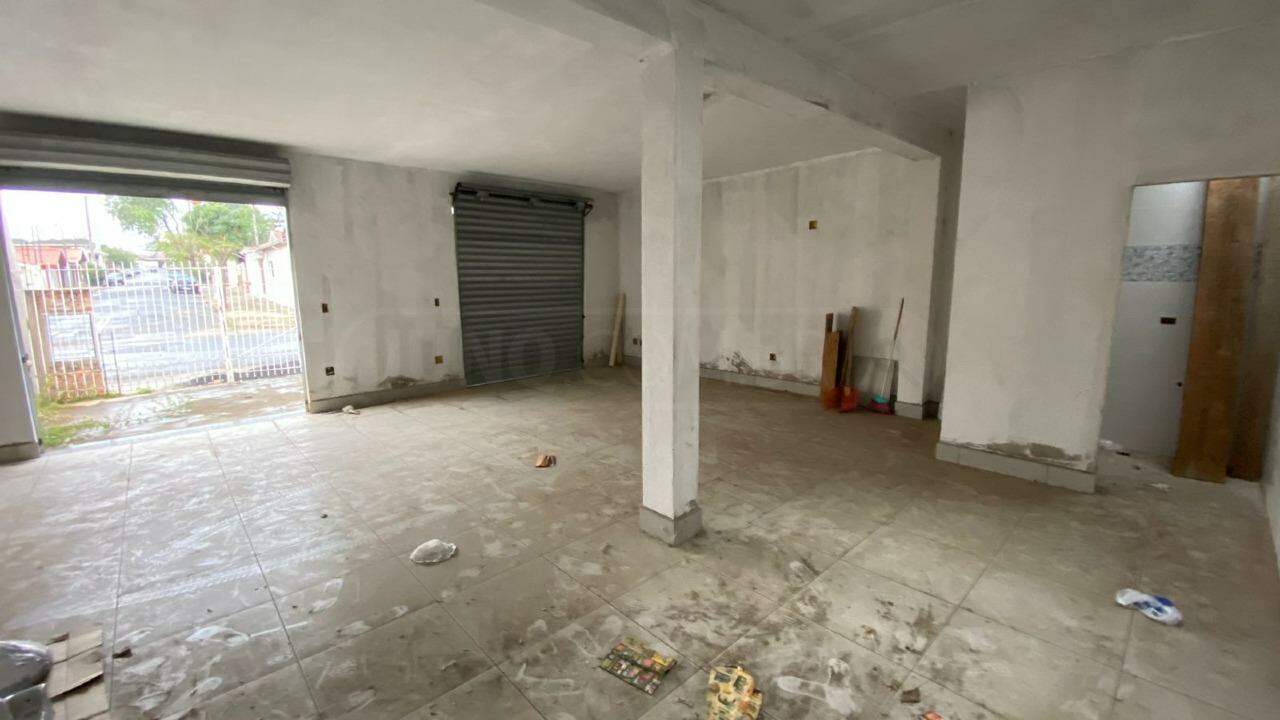 Salão para alugar, 2 vagas, no bairro Santa Terezinha em Piracicaba - SP