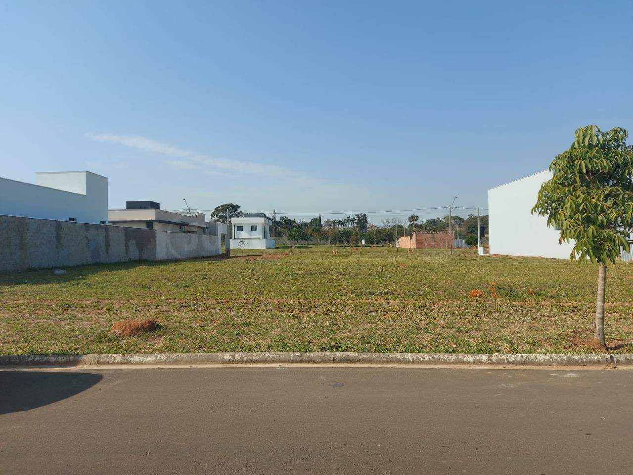 Terreno em Condomínio à venda no Residencial Ágape, no bairro Campestre em Piracicaba - SP