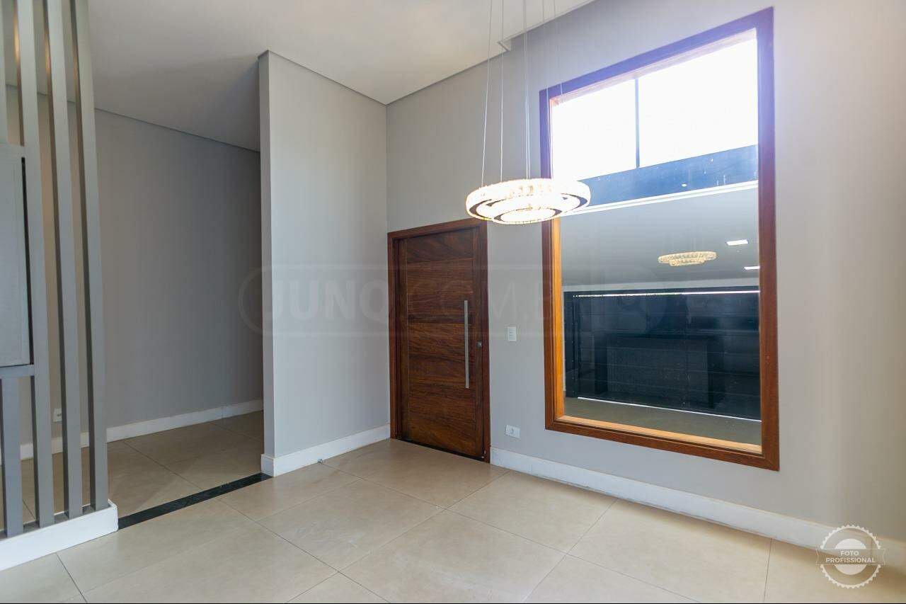 Casa para alugar, 3 quartos, sendo 1 suíte, 2 vagas, no bairro Água Branca em Piracicaba - SP