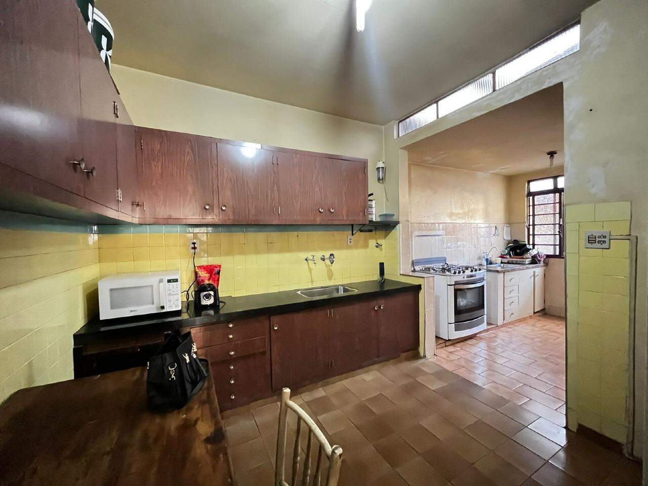 Casa à venda, 4 quartos, 1 vaga, no bairro Cidade Alta em Piracicaba - SP