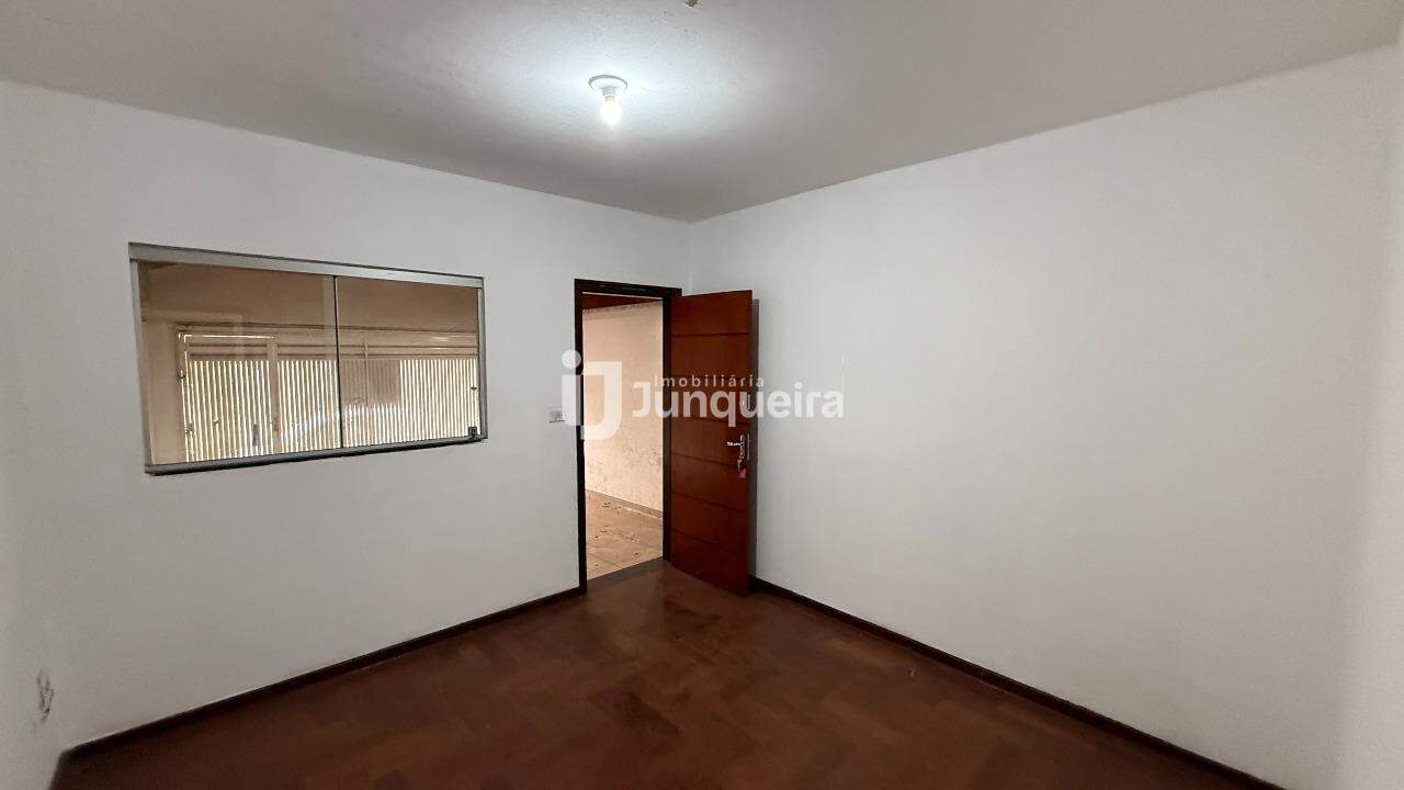 Casa para alugar, 2 quartos, 2 vagas, no bairro jardim nossa senhora de fatima em Piracicaba - SP