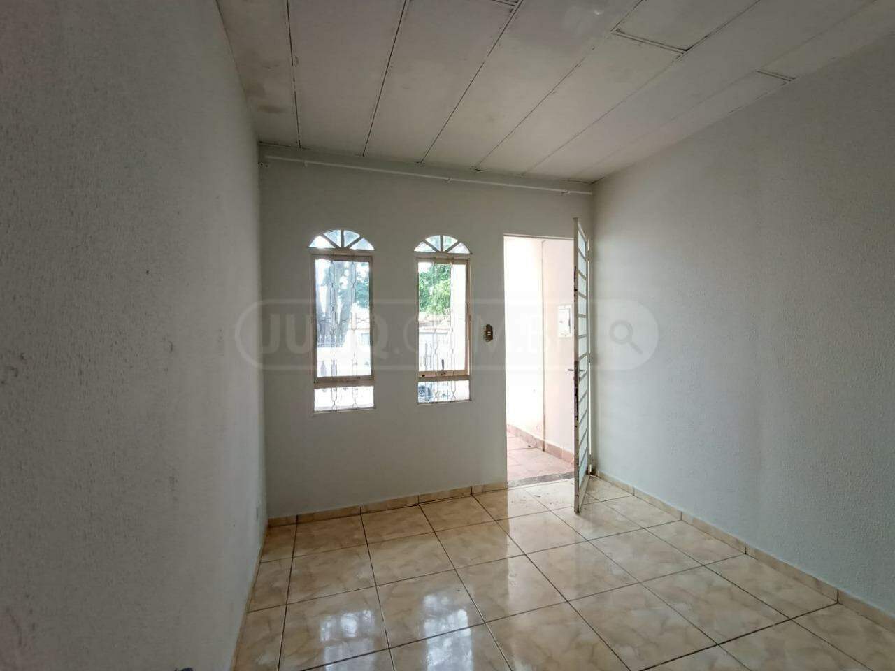 Casa à venda, 3 quartos, 2 vagas, no bairro Santa Terezinha em Piracicaba - SP