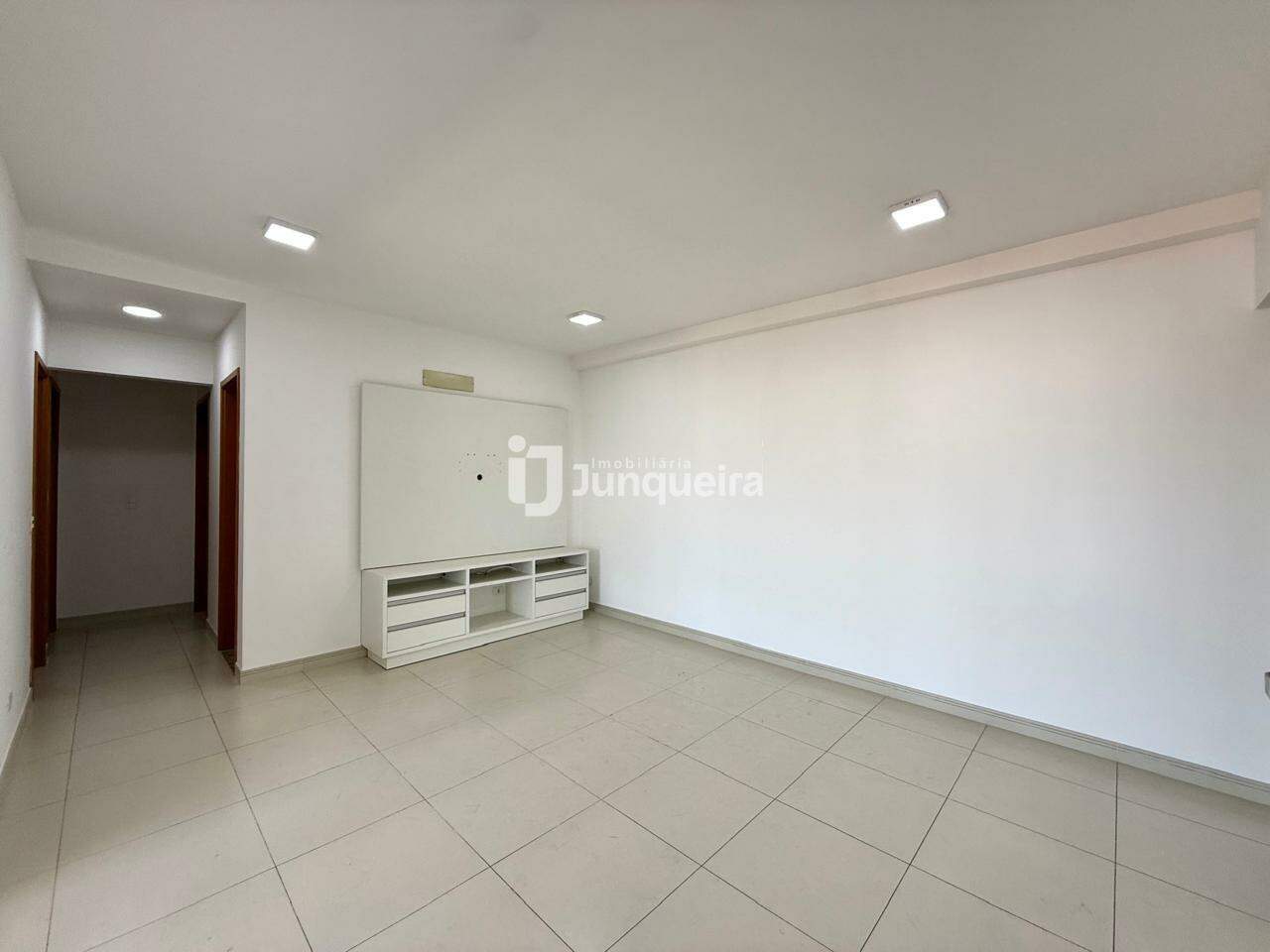 Apartamento à venda no Boa Vista Paulicéia Residencial Club, 3 quartos, sendo 1 suíte, 2 vagas, no bairro Paulicéia em Piracicaba - SP