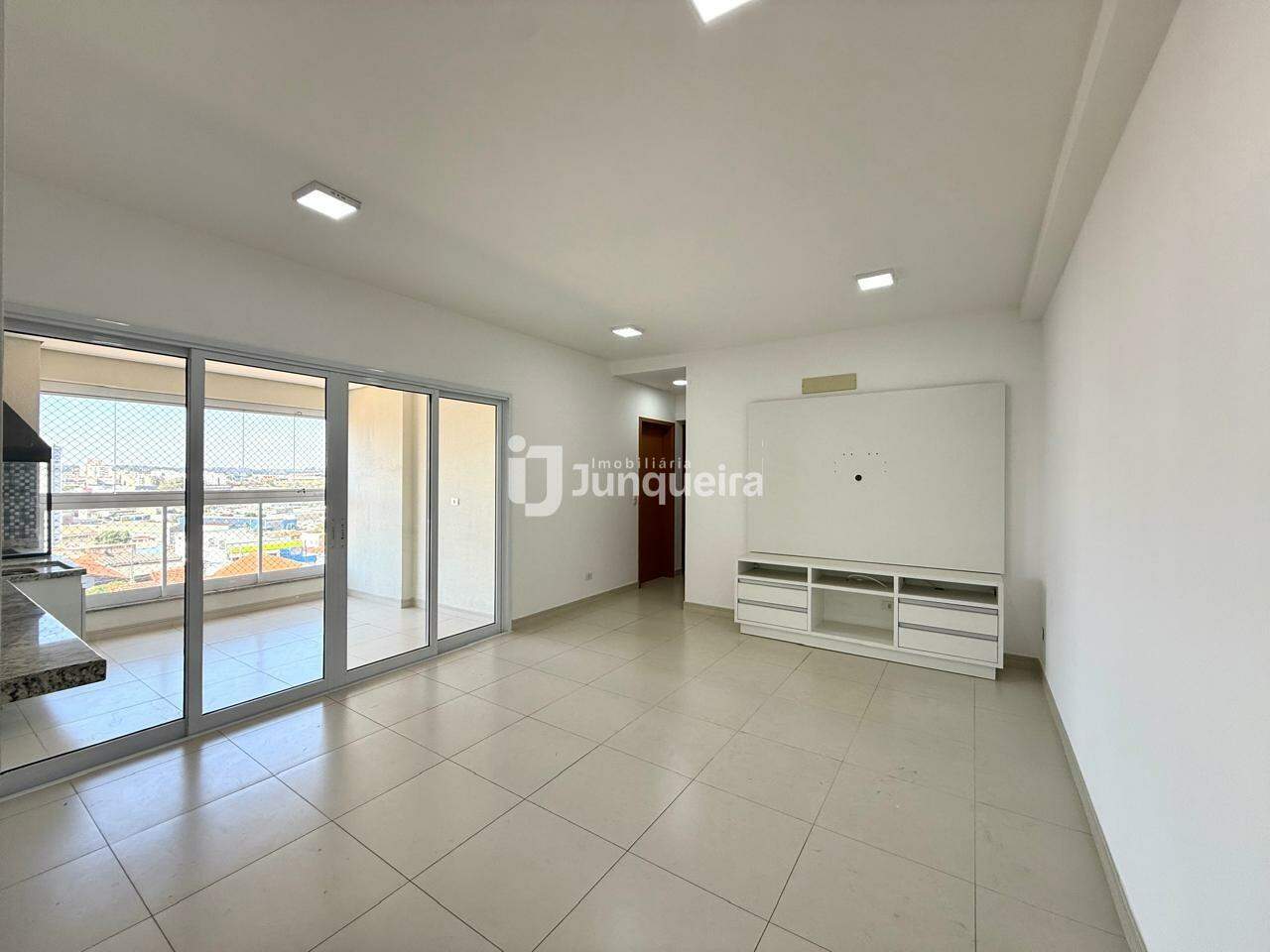 Apartamento à venda no Boa Vista Paulicéia Residencial Club, 3 quartos, sendo 1 suíte, 2 vagas, no bairro Paulicéia em Piracicaba - SP