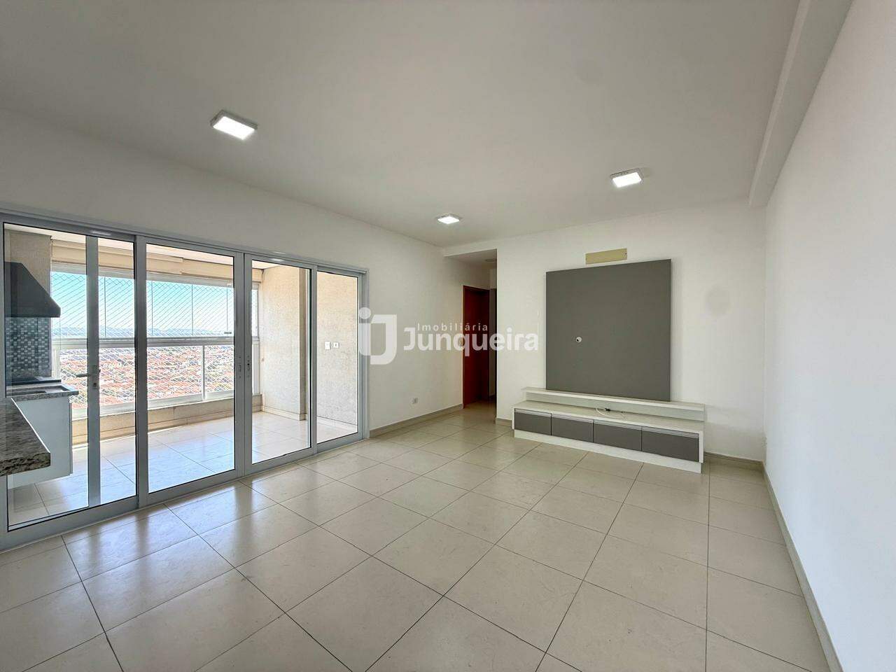 Apartamento à venda no Boa Vista Paulicéia Residencial Club, 3 quartos, sendo 1 suíte, 2 vagas, no bairro Paulicéia em Piracicaba - SP