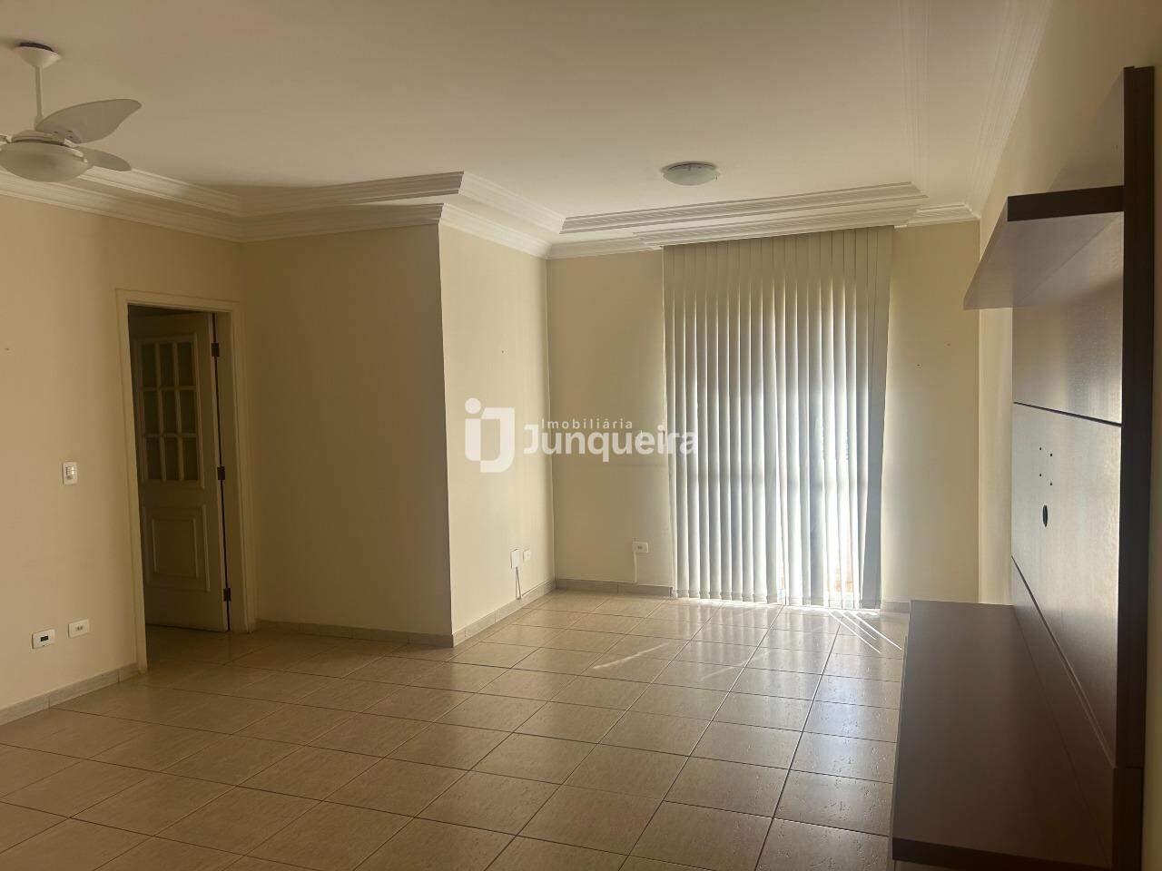 Apartamento à venda no Edifício América , 3 quartos, sendo 1 suíte, 2 vagas, no bairro Nova América em Piracicaba - SP