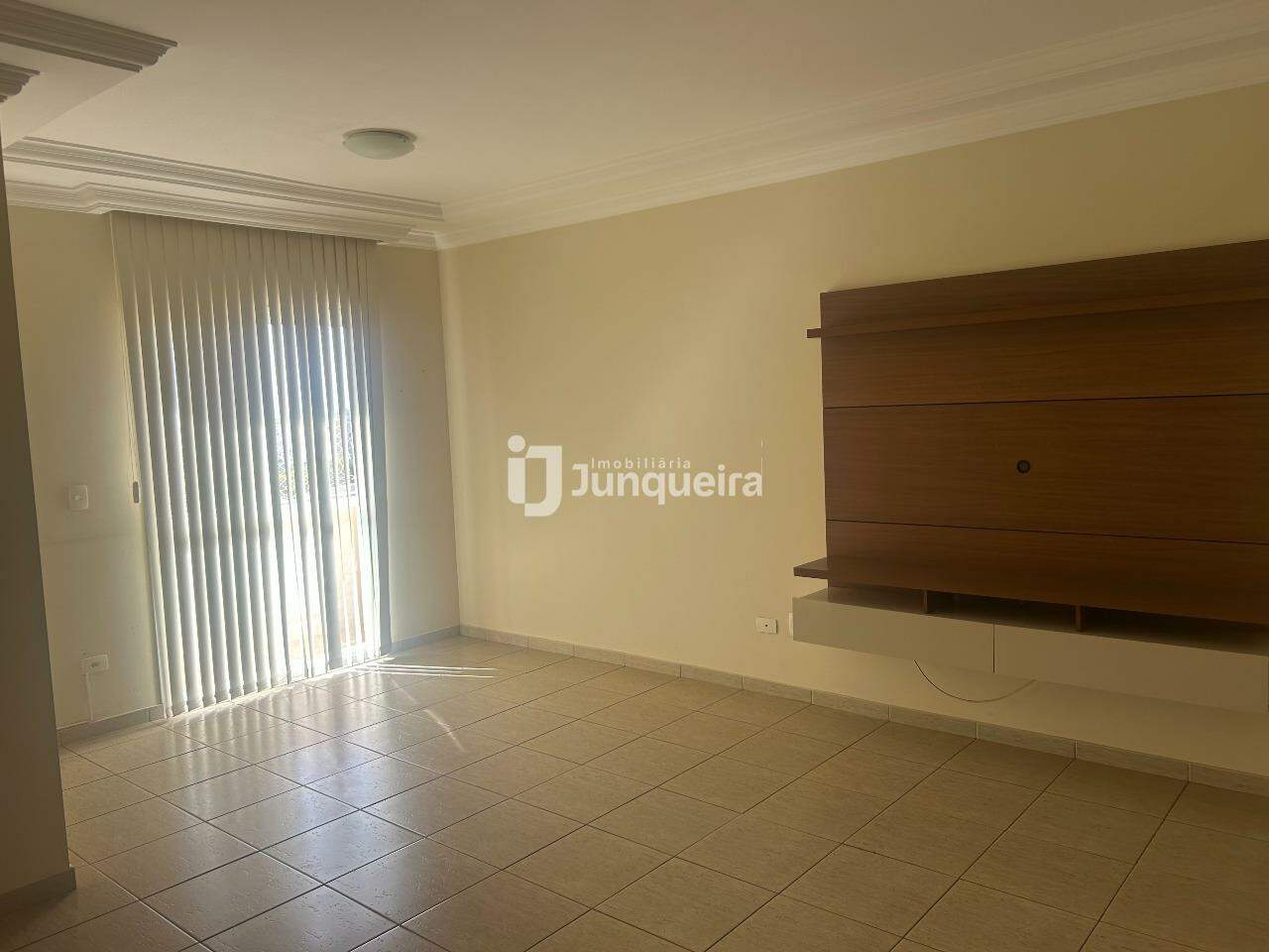 Apartamento à venda no Edifício América , 3 quartos, sendo 1 suíte, 2 vagas, no bairro Nova América em Piracicaba - SP