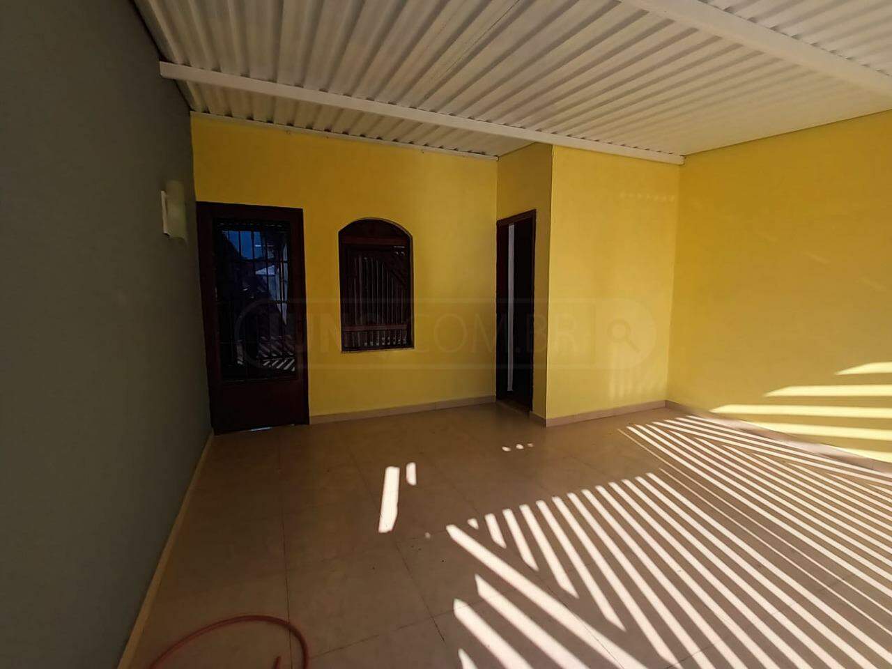 Casa à venda, 2 quartos, 2 vagas, no bairro Vila Bessy em Piracicaba - SP