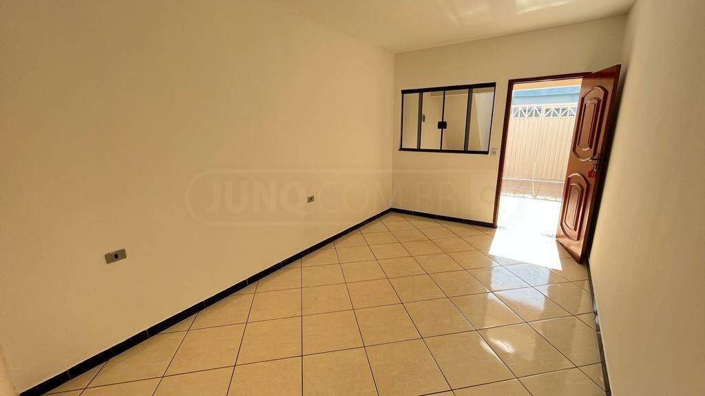 Casa à venda, 3 quartos, 2 vagas, no bairro Residencial Luiz Massud Coury em Rio das Pedras - SP