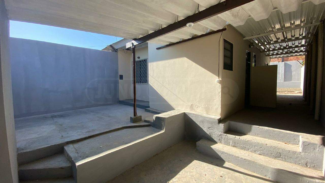 Casa para alugar, 2 quartos, 1 vaga, no bairro Santa Terezinha em Piracicaba - SP