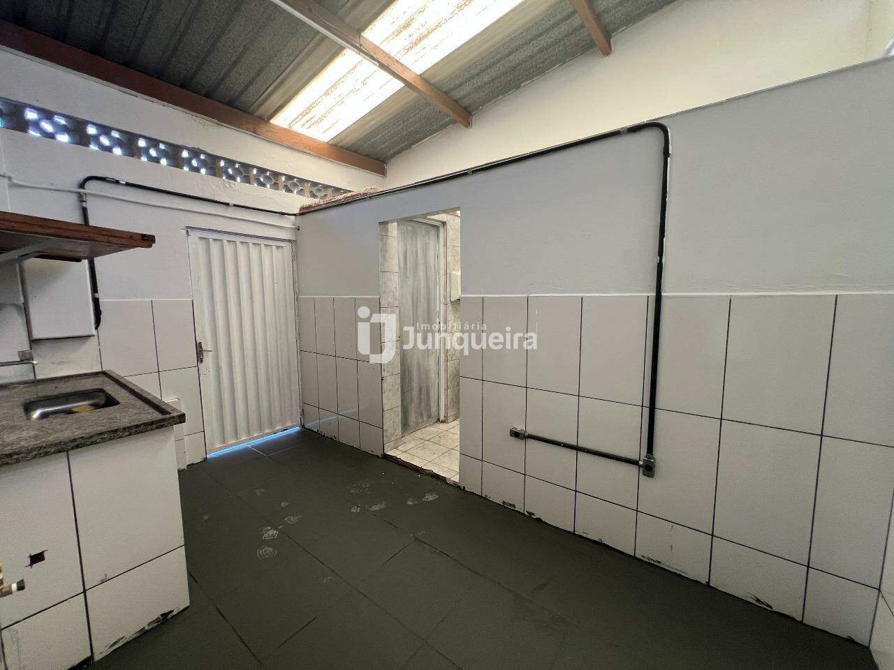 Salão para alugar, no bairro Paulicéia em Piracicaba - SP