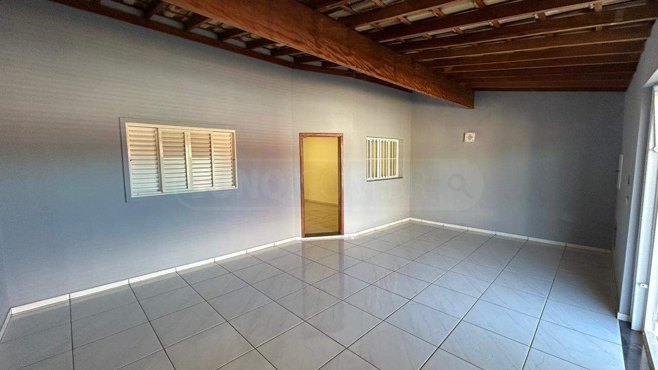 Casa para alugar, 2 quartos, sendo 1 suíte, 4 vagas, no bairro Conjunto Residencial Mário Dedini em Piracicaba - SP