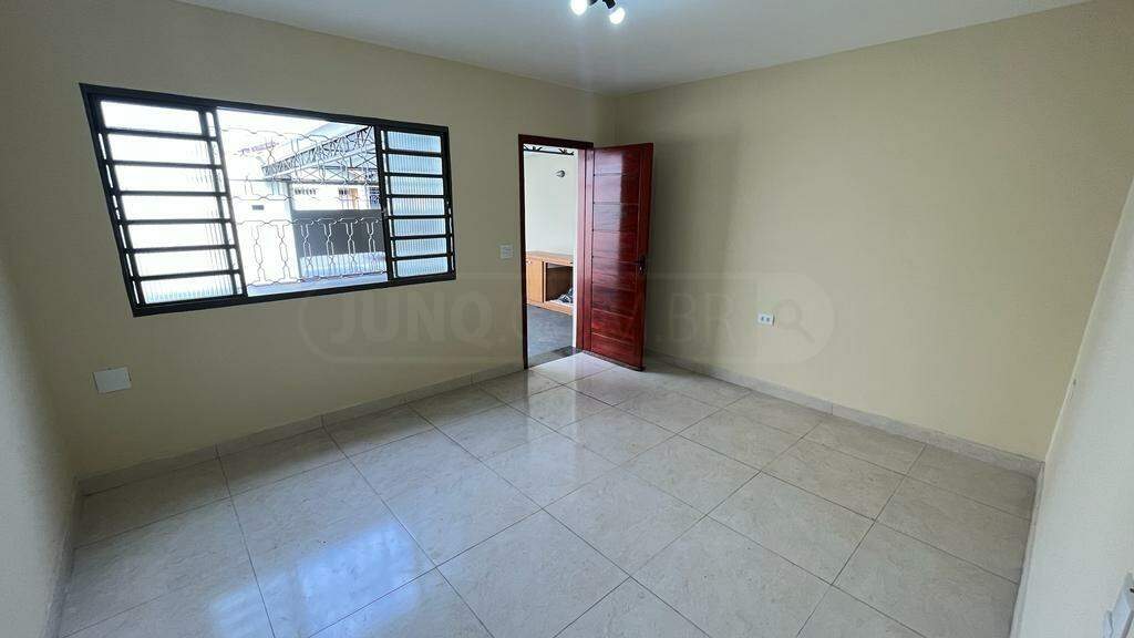 Casa para alugar, 2 quartos, 2 vagas, no bairro Jardim Ipanema em Piracicaba - SP