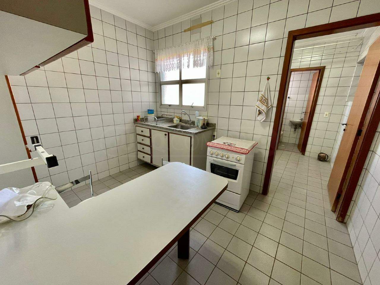 Apartamento à venda no Portal dos Frades , 3 quartos, sendo 1 suíte, 1 vaga, no bairro Centro em Piracicaba - SP
