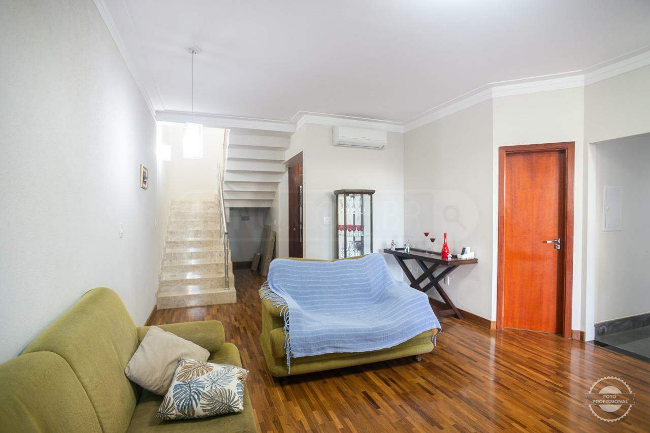 Casa em Condomínio à venda no Condomínio Ondas, 3 quartos, sendo 1 suíte, 4 vagas, no bairro Condomínio Ondas em Piracicaba - SP