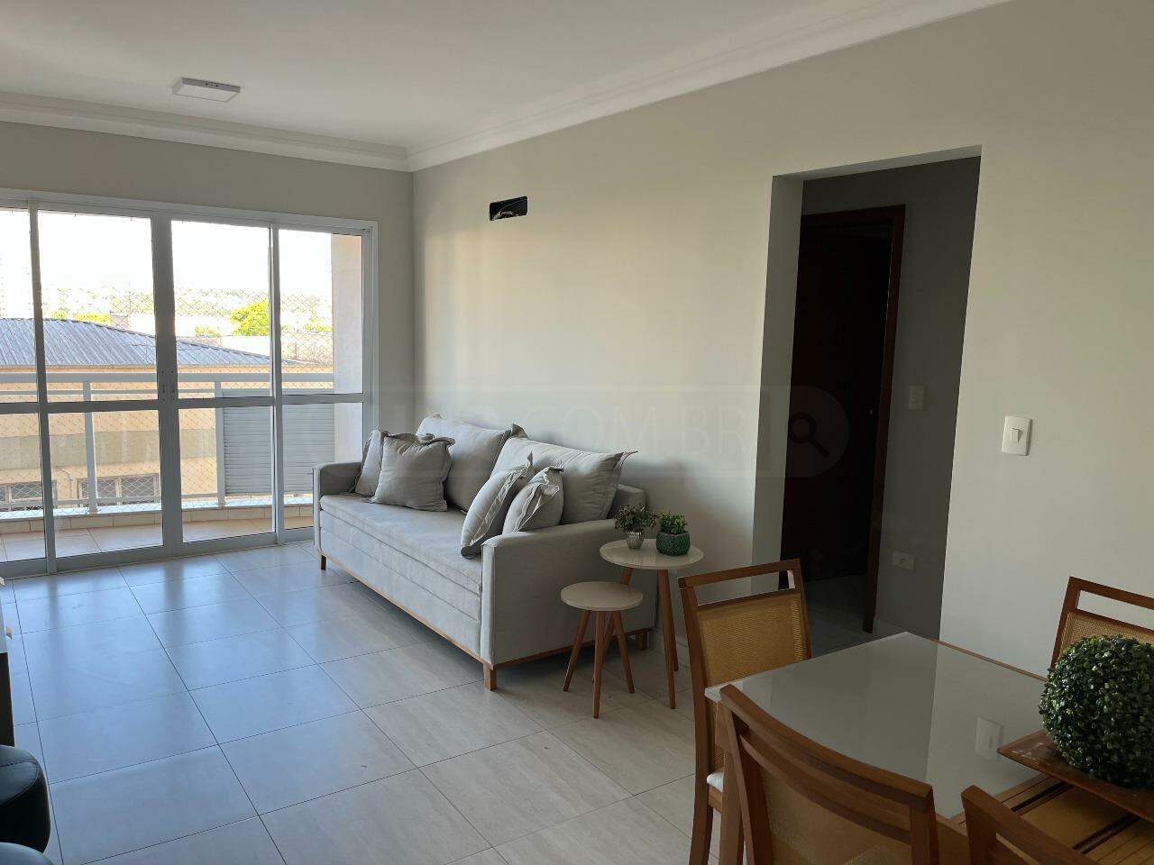 Apartamento à venda no Residencial Rieti, 3 quartos, sendo 1 suíte, 2 vagas, no bairro Vila Monteiro em Piracicaba - SP