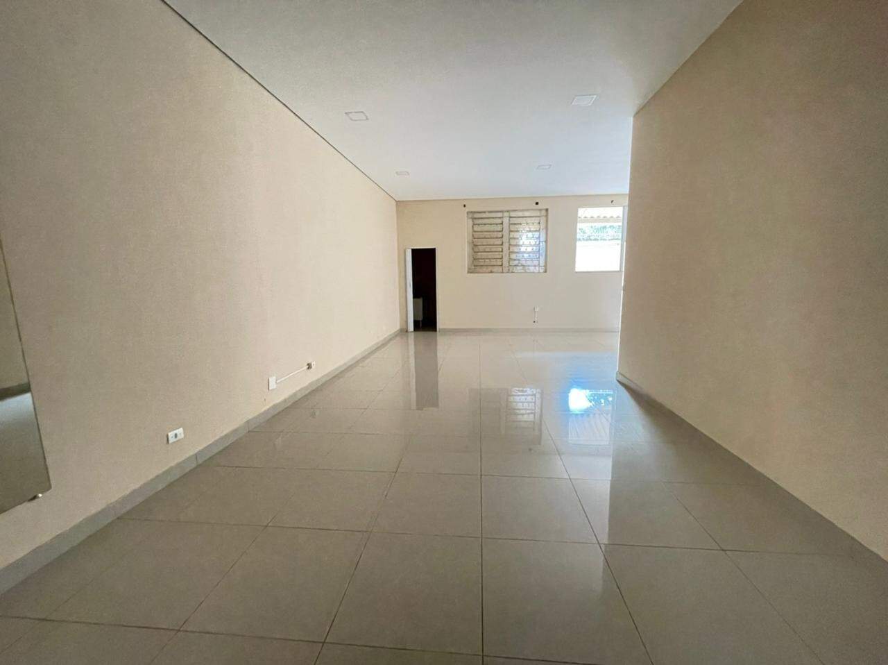 Foto 4 de Salão comercial para alugar no bairro Centro
