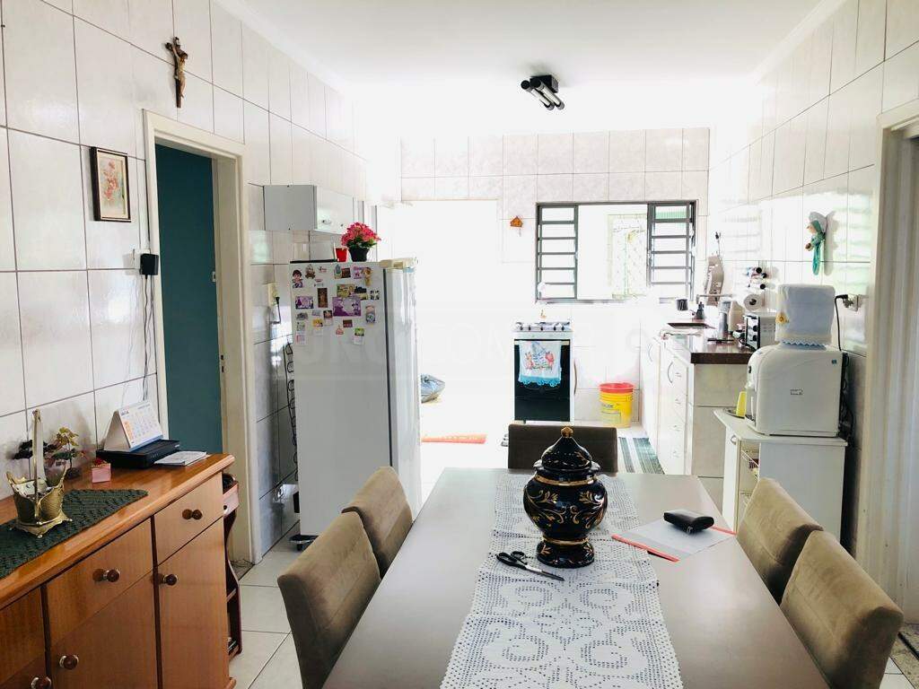 Casa à venda, 3 quartos, 3 vagas, no bairro Cidade Alta em Piracicaba - SP