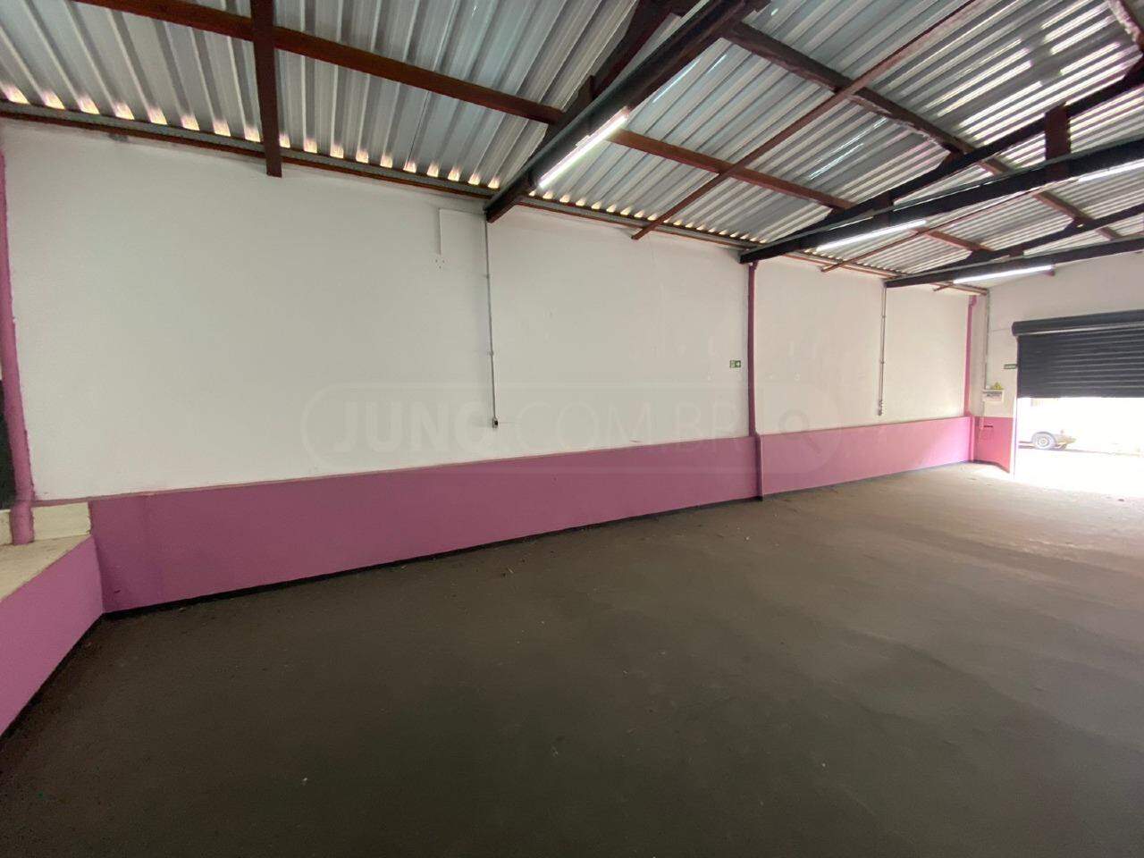 Salão para alugar, no bairro Ártemis  em Piracicaba - SP