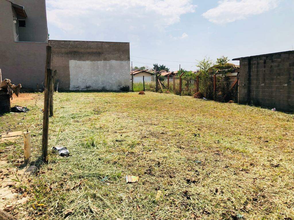 Terreno à venda, no bairro Recanto da Água Branca em Piracicaba - SP