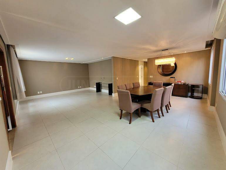 Casa para alugar, 3 quartos, sendo 1 suíte, 2 vagas, no bairro SANTA CECILIA em Piracicaba - SP