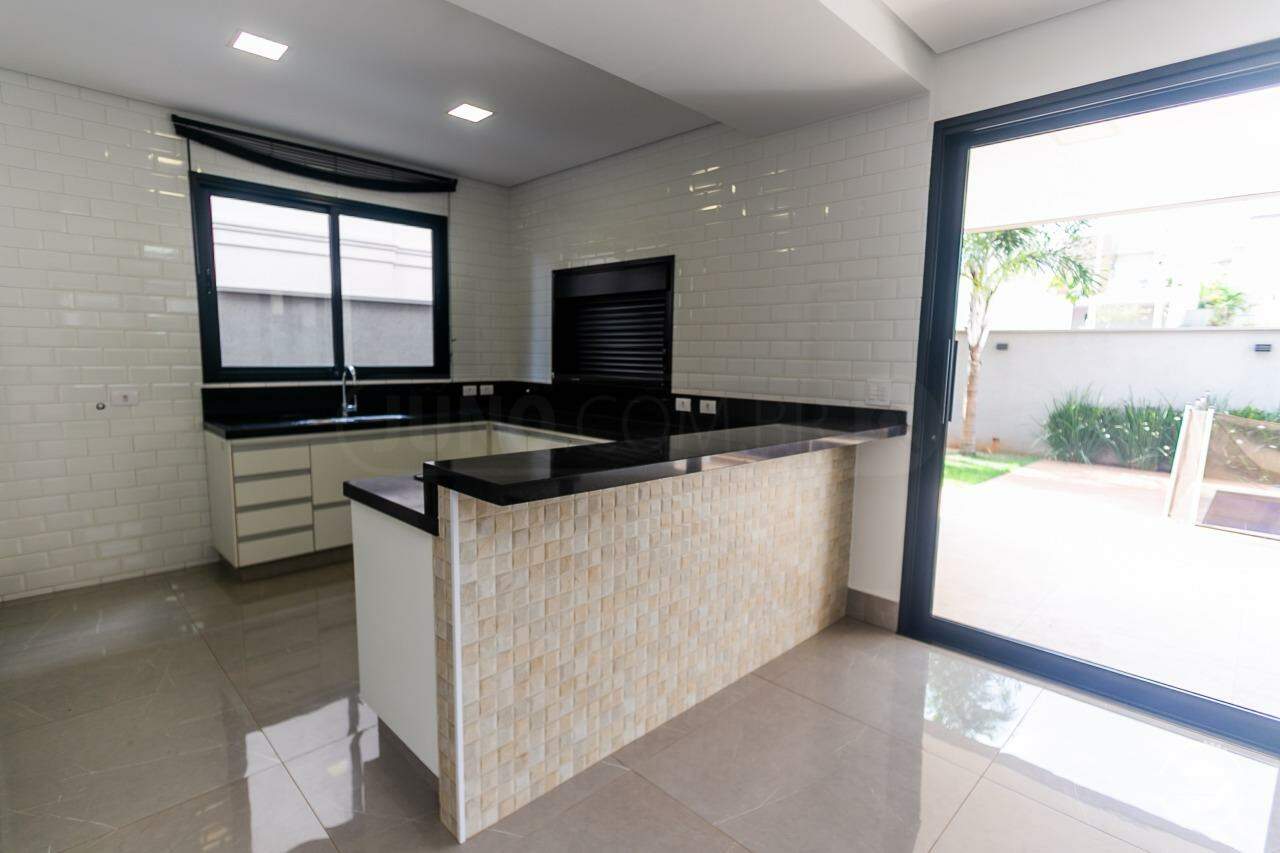 Casa em Condomínio à venda no Villa D'Aquila, 3 quartos, sendo 3 suítes, 2 vagas, no bairro Villa D'áquila em Piracicaba - SP