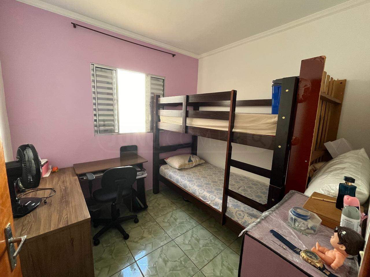 Casa à venda, 3 quartos, sendo 1 suíte, 2 vagas, no bairro Cecap em Piracicaba - SP